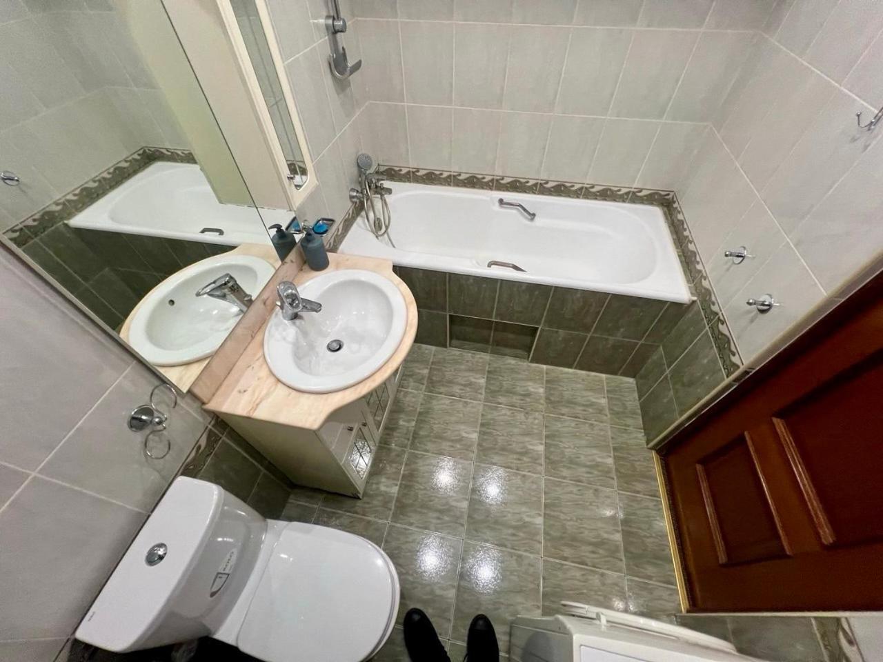 Apartment In The Center Of Kijów Zewnętrze zdjęcie