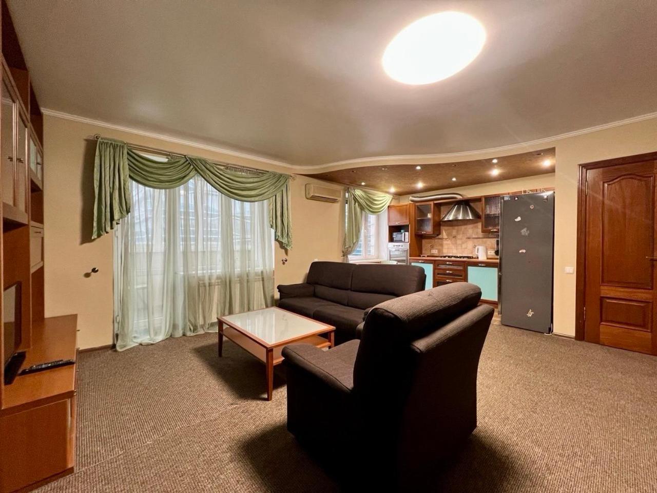 Apartment In The Center Of Kijów Zewnętrze zdjęcie